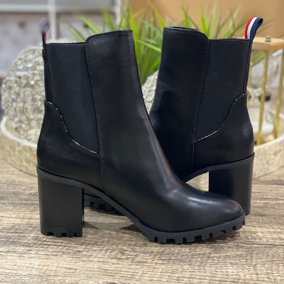 bamber chelsea heeled bootie